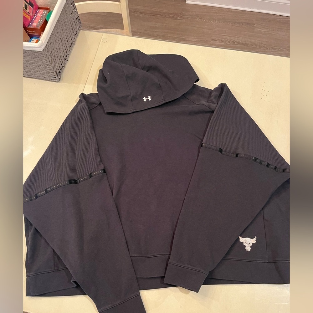 Under Armour Project Rock Oversized black Hoodie with Bull Emblem